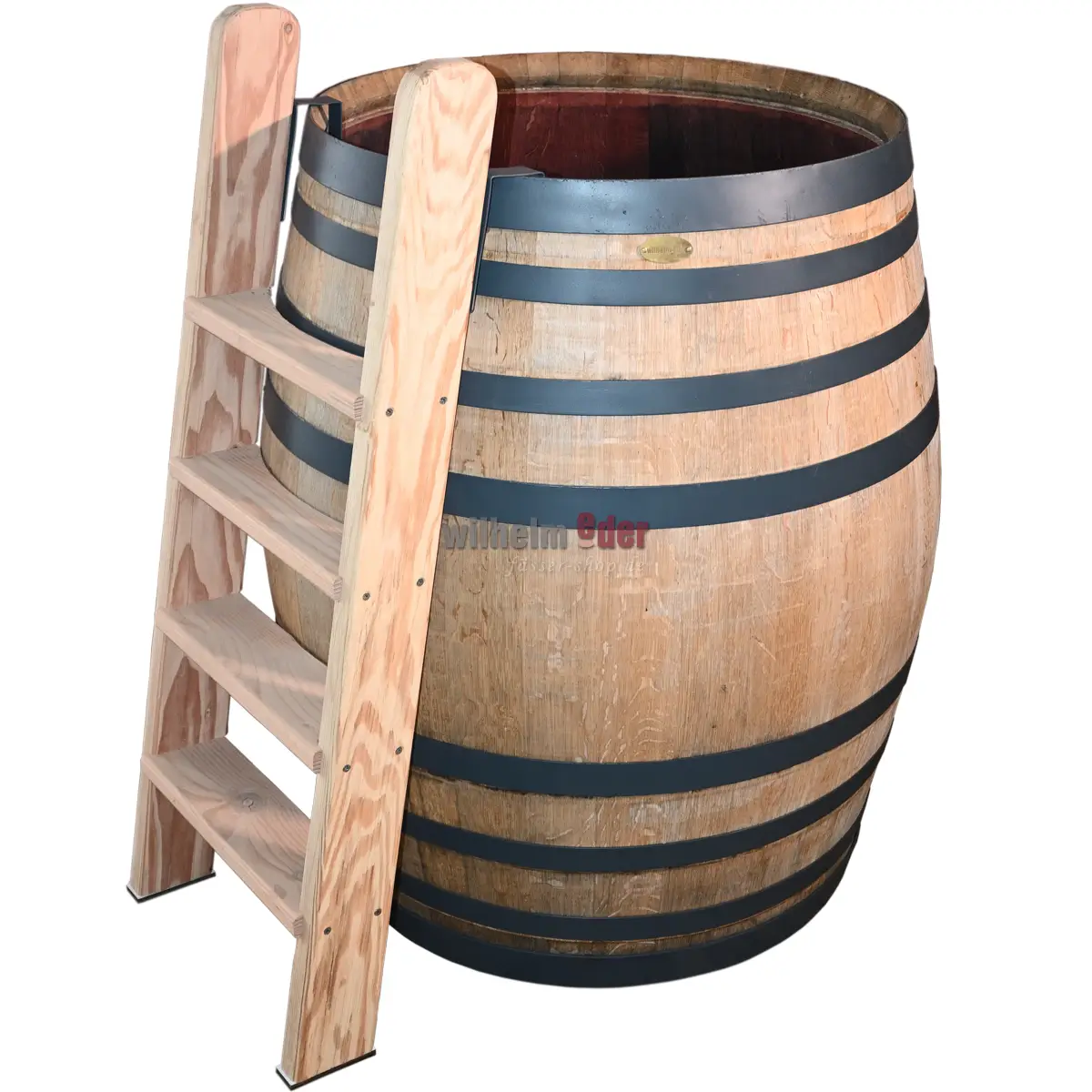 Bath barrel 400 l with access ladder and bench